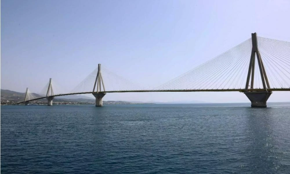 Ρίο – Αντίρριο: Συνεχίζονται οι έρευνες για τον αγνοούμενο – Το μεγάλο μυστήριο της υπόθεσης